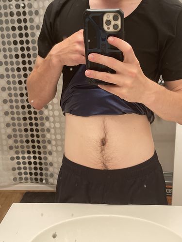 Customer photo review of Men's Heat Trapping T-Shirt