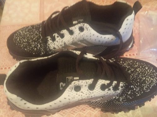 Customer photo review of Unisex Air Cushion Breathable Sneakers
