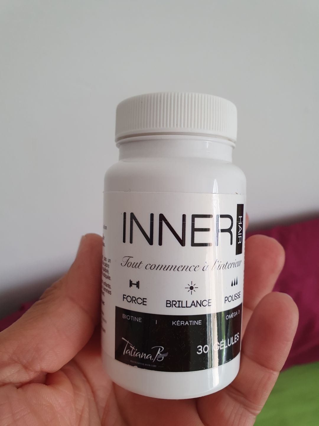 Customer photo review of INNER - VITAMINES POUR LES CHEVEUX - 1 MOIS