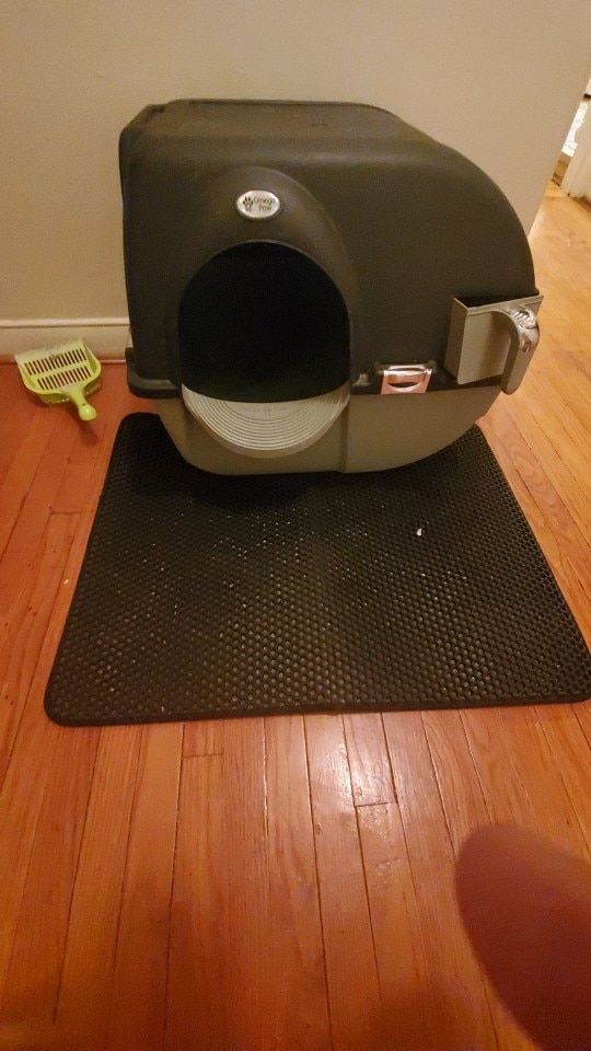 Customer photo review of Tapis de litière pour chat imperméable double couche facile à nettoyer