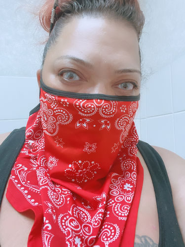 Customer photo review of Elite Snow Flake Contact Lenses