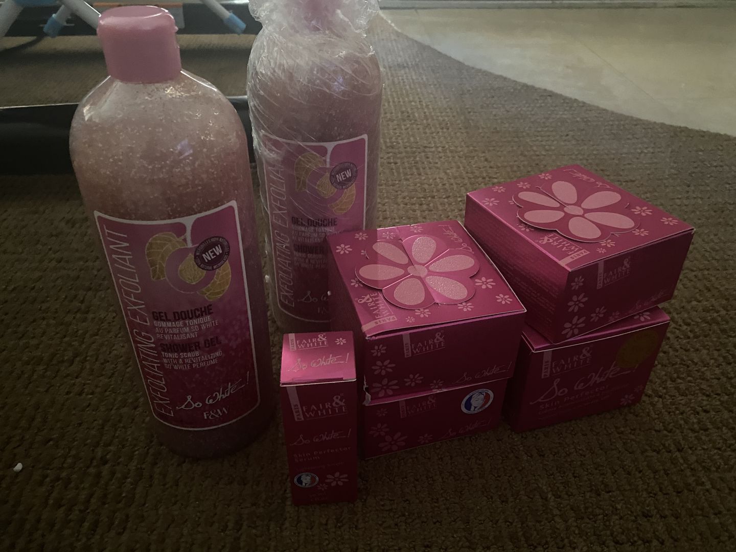 Customer photo review of Fair and White So White Skin Perfector Purifying Cream 250ml / 8.4 fl oz