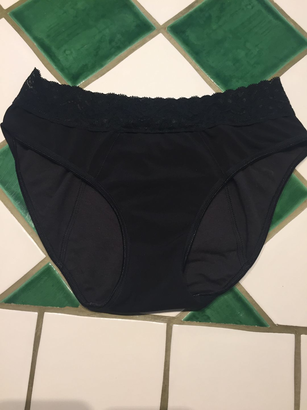 Customer photo review of Culotte Menstruelle Marianne (Lot de 3)