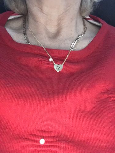 Customer photo review of Double-Sided Custom Paw Fixed Heart Necklace