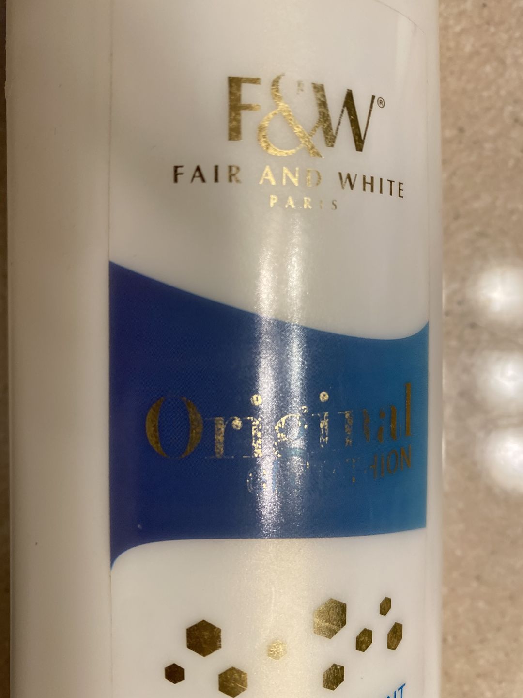 Customer photo review of Fair and White Original Glutathion Extra Brightening Lotion 500ml / 16.90 fl oz
