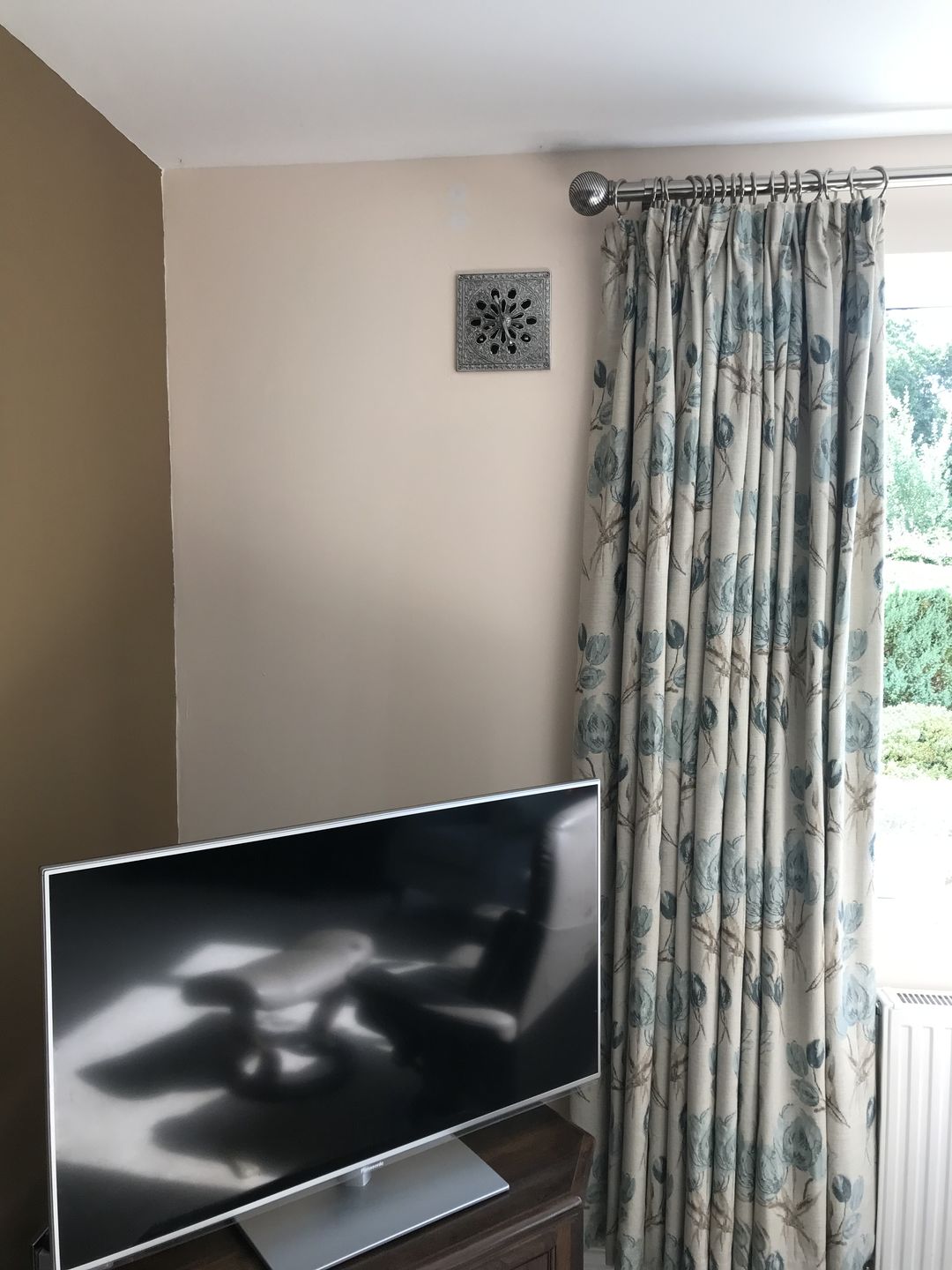 Customer photo review of Kenrick Hit & Miss Slotted Square Air Vent