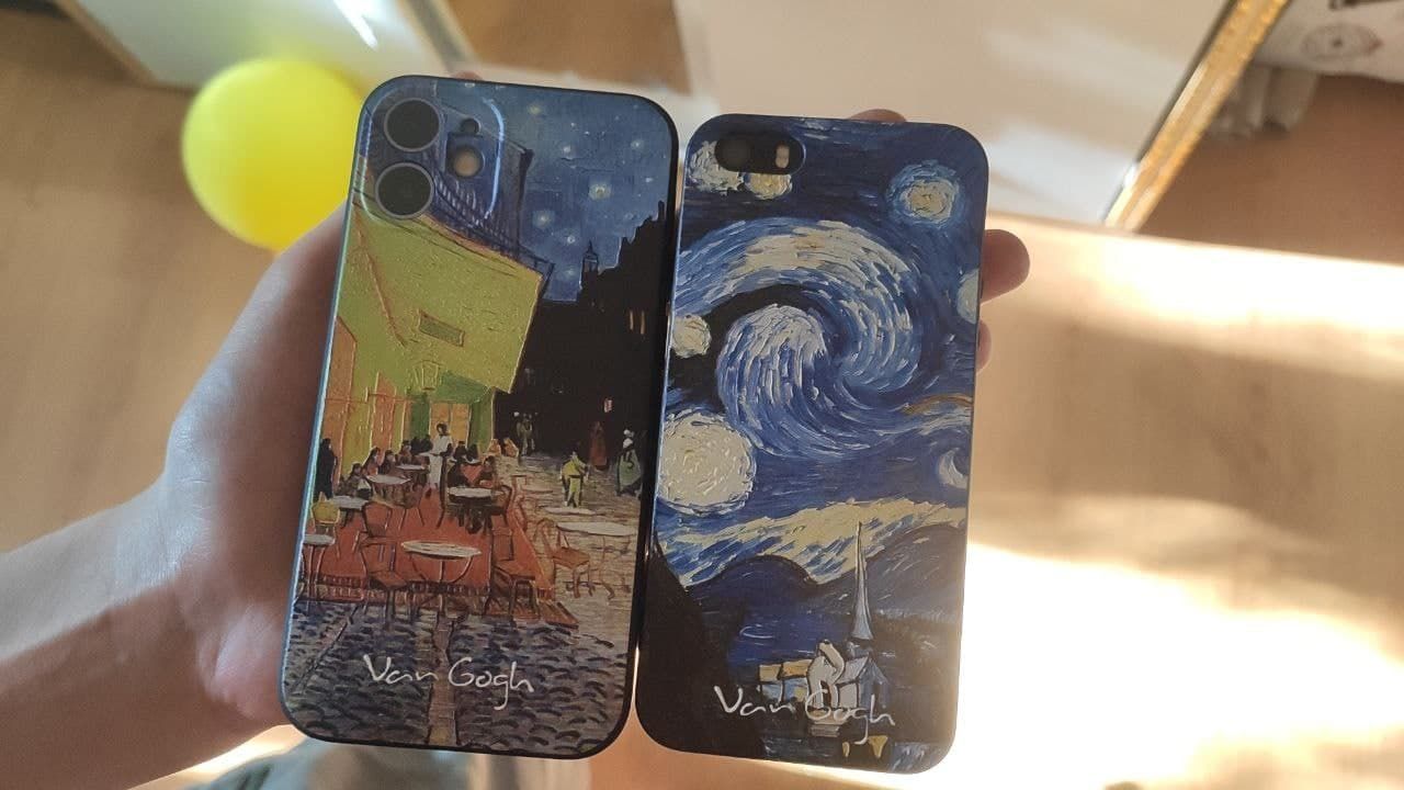 Customer photo review of Van gogh embossed iPhone cases