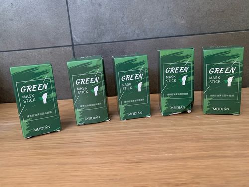 Customer photo review of Poreless Deep Cleanse Mask Stick