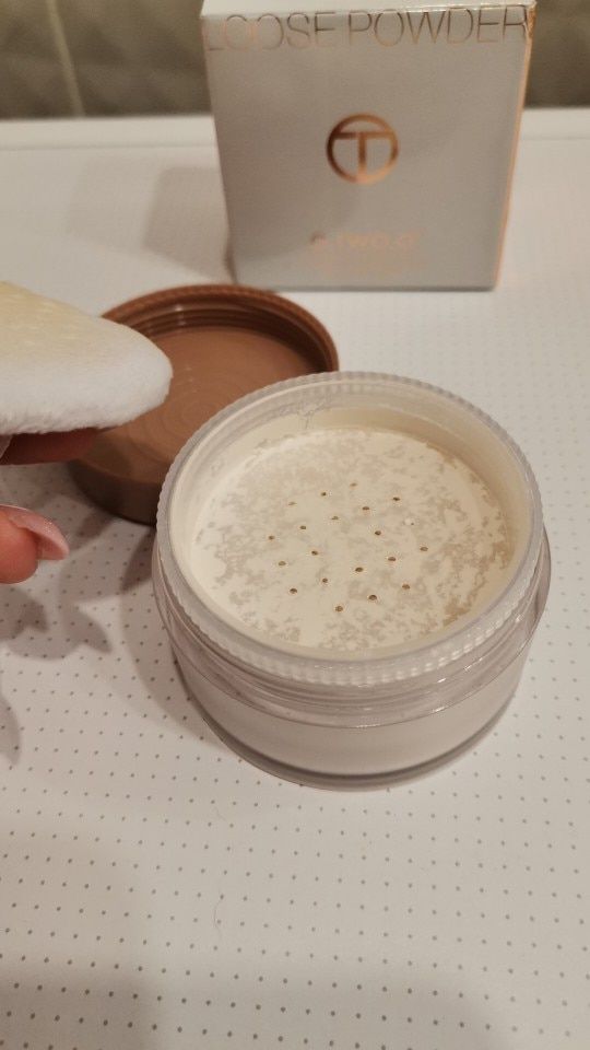 Customer photo review of O.TWO.O LOOSE POWDER