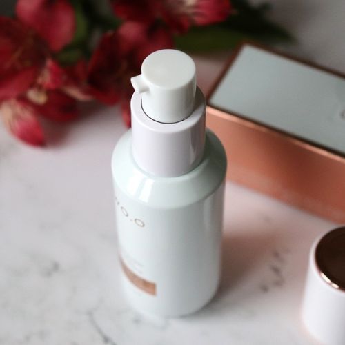 Customer photo review of O.TWO.O MOISTURIZING NUDE SKIN PERFECTING PRIMER