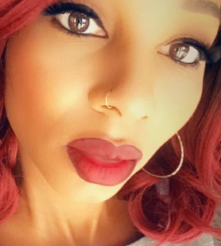 Customer photo review of Avela Contact Lenses