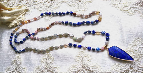 Customer photo review of LAPISLAZULI SCHILD SCHUTZ MALA HALSKETTE