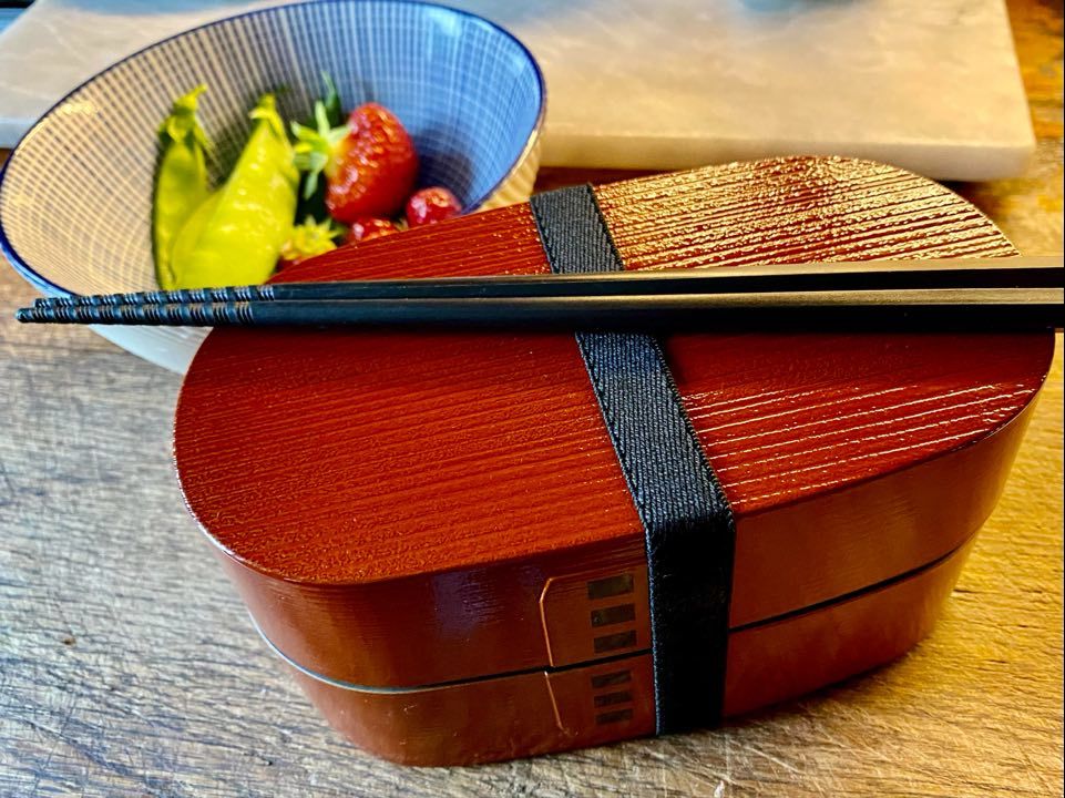 Customer photo review of Nuri Wappa Wood Tone Bento Box | Dark Wood