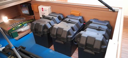 Customer photo review of iTECH120X 12V 120Ah Lithium Ion Battery LiFePO4 Deep Cycle Camping RV Solar