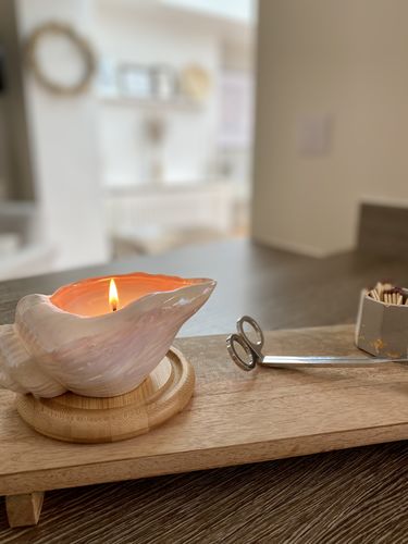 Customer photo review of Seashell Dreams Candle - 925 Sterling Silver Pearl Necklace Collection