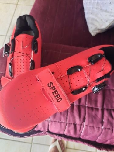 Customer photo review of 🔥Free Shipping-Road Cycling Shoe Man Woman Non-slip Mountain Bike Footwear Indoor bicycle Shoe Bottom with lock