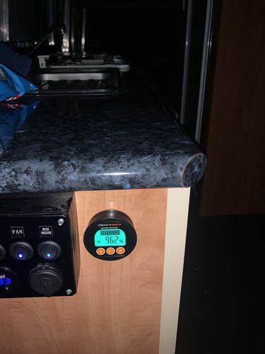 Customer photo review of iTECHBM500 500 Amp Battery Monitor with Shunt