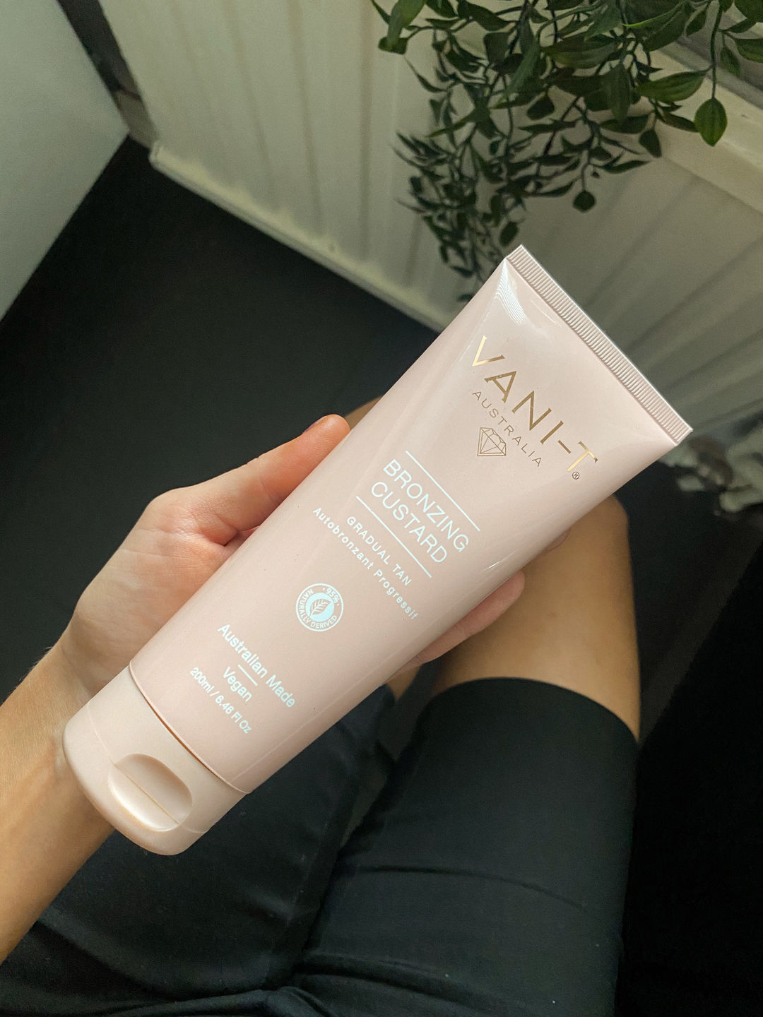 Customer photo review of Bronzing Custard Gradual Tan