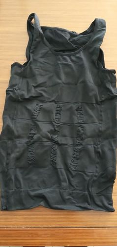 Customer photo review of Men's summer tummy tuck vest