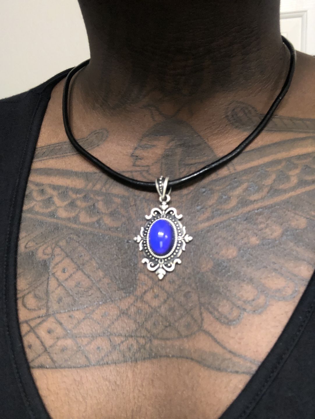 Customer photo review of Aura Mood Changing Necklace