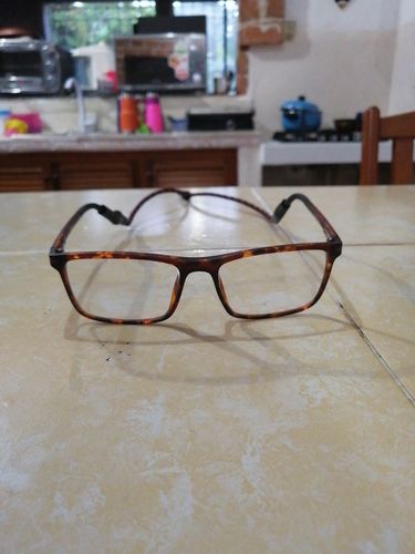 Customer photo review of MICAS CR-39 FOTOCROMATICO + ANTI REFLEJANTE