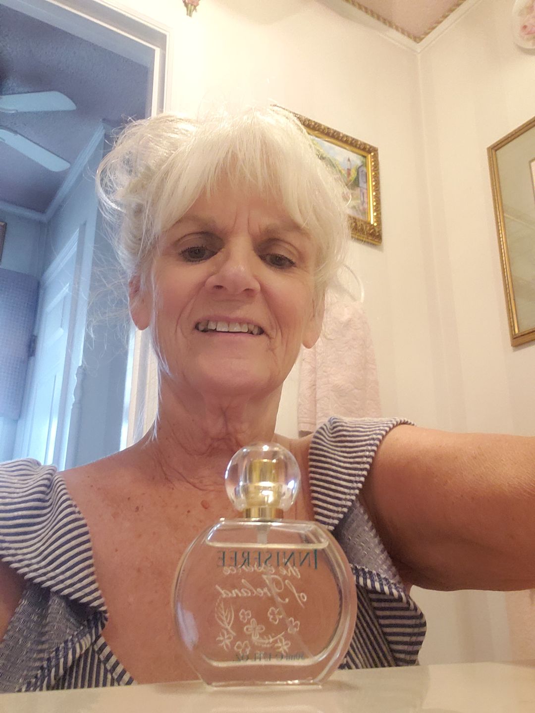 Customer photo review of Innisfree Eau de Parfum 50ml/1 fl. oz.
