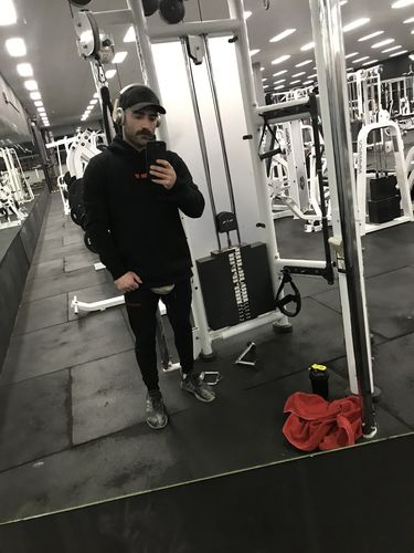Customer photo review of SHRDD Tapered joggers -Black/Red
