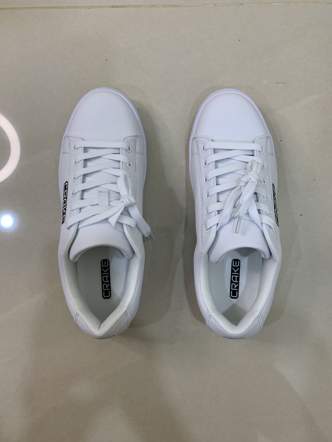 Customer photo review of Rion Low Signature Classic White