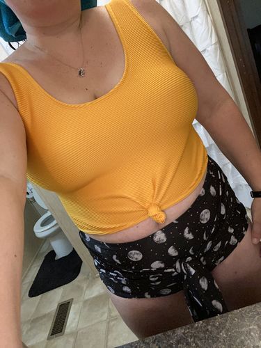 Customer photo review of Traveler Top | Yellow