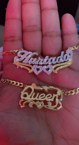 Customer photo review of Double Plated Heart Name Necklace