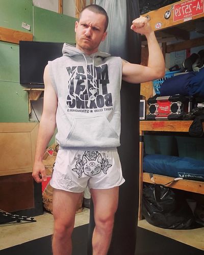 Customer photo review of UNITED SLEEVELESS HOODIE - GREY