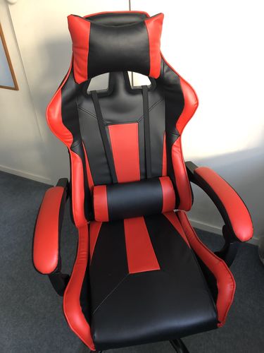 Customer photo review of Hurricane Gaming Chair
