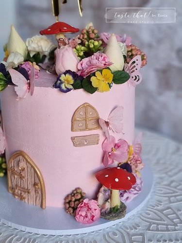 Customer photo review of BEGONIA - Freeze Dried Edible Flowers