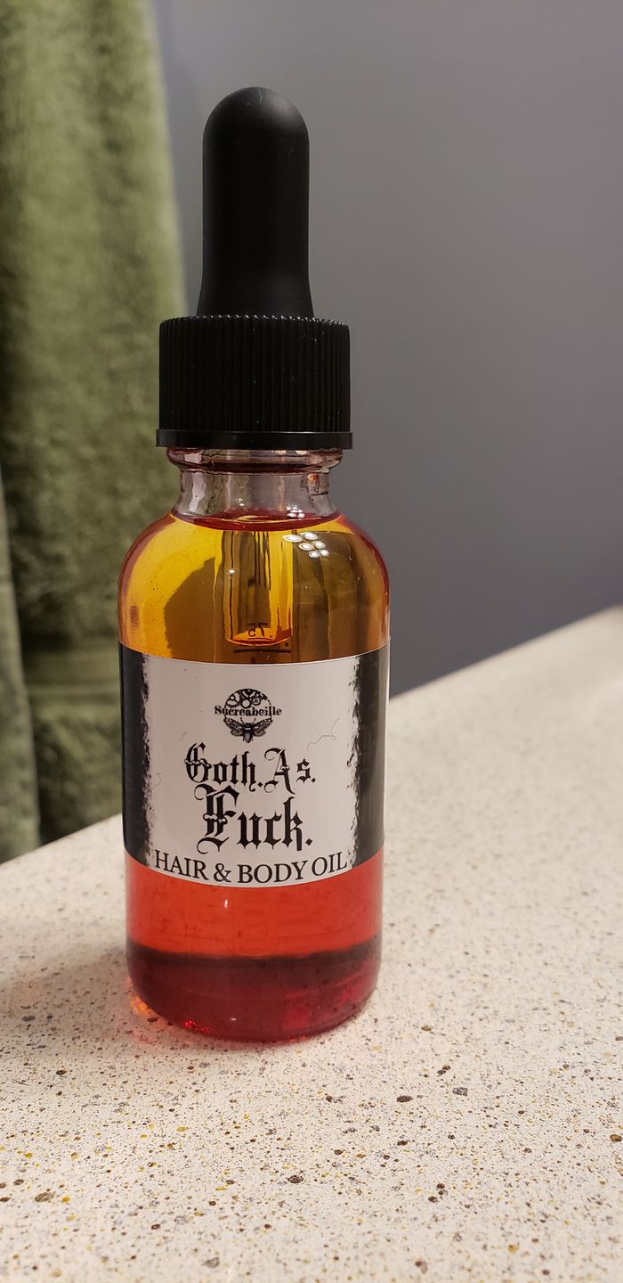 Customer photo review of Hair and Body Oil