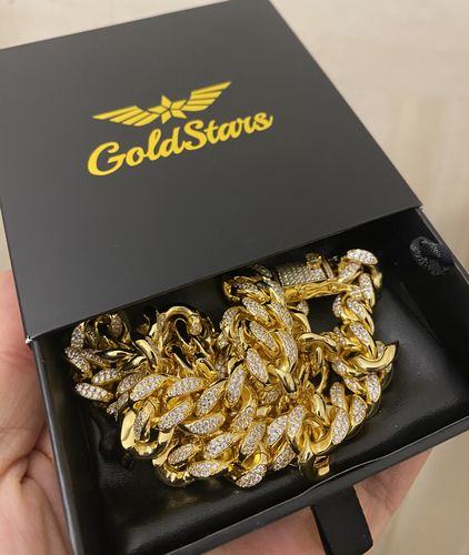 Customer photo review of 12mm Miami Cuban Diamond Chain (Gold)