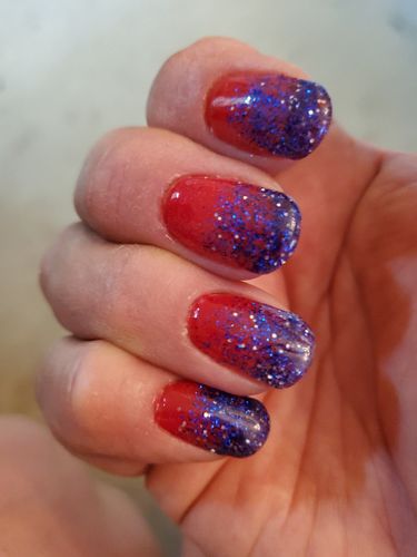 Customer photo review of GHDip Dip Powder Nail Kit G6407(Glitter Red Color)