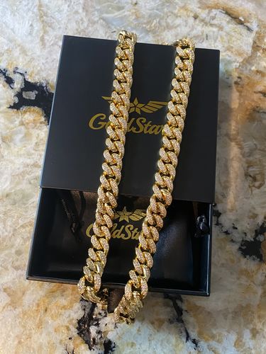 Customer photo review of 12mm Miami Cuban Diamond Chain (Gold)