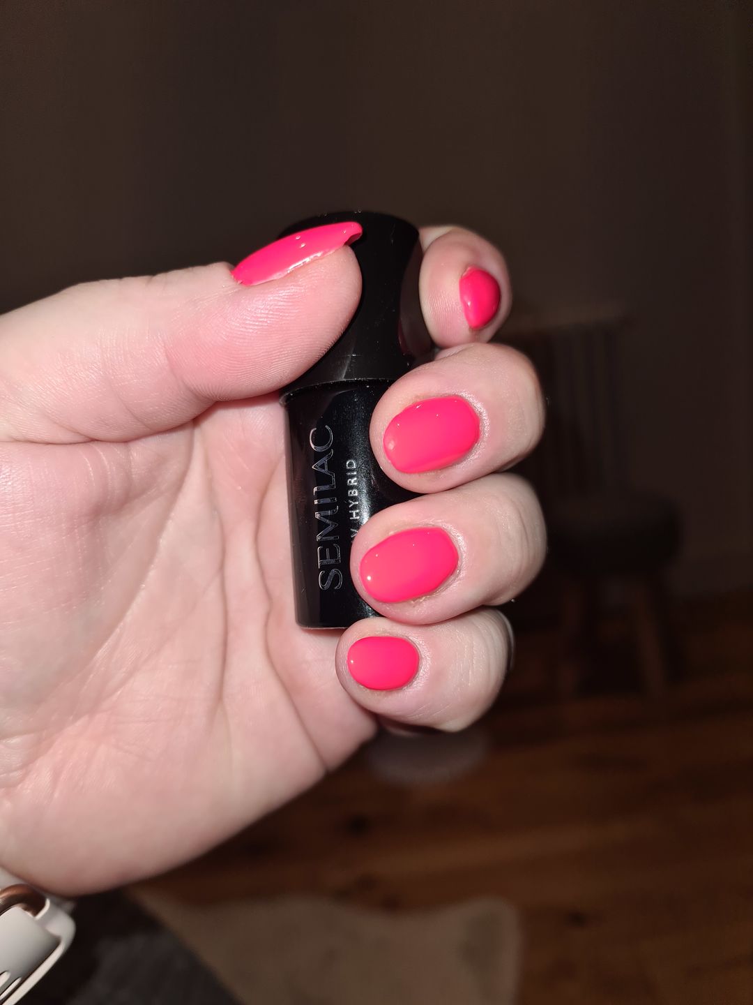 Customer photo review of Semilac 570 Neon Watermelon UV Gel Polish 7ml
