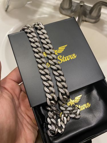 Customer photo review of 12mm Miami Cuban Diamond Chain