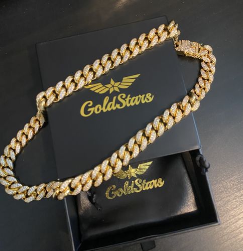 Customer photo review of 12mm Miami Cuban Diamond Chain (Gold)