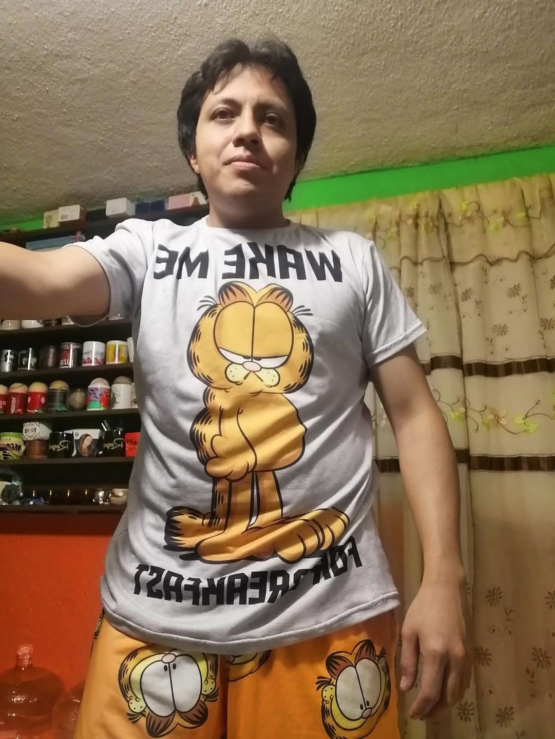 Customer photo review of Playera Pijama Garfield Wake me