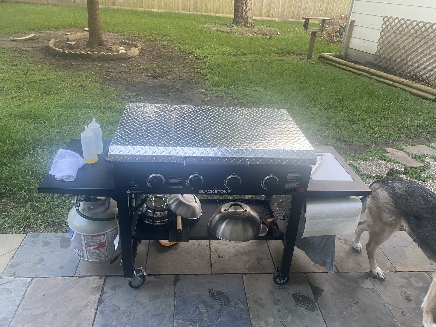 Customer photo review of GriddleGuard Diamond Plate Hard Cover Lid for Blackstone 36" Griddle