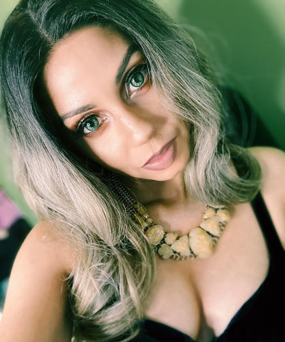 Customer photo review of [US Warehouse] Nonno Green Prescription Contact Lenses