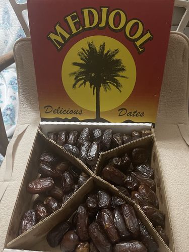 Customer photo review of Organic Soft Rutab Medjool Dates