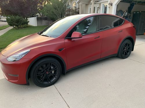 Customer photo review of Aero Wheel Cap Kit Red for All Tesla Models