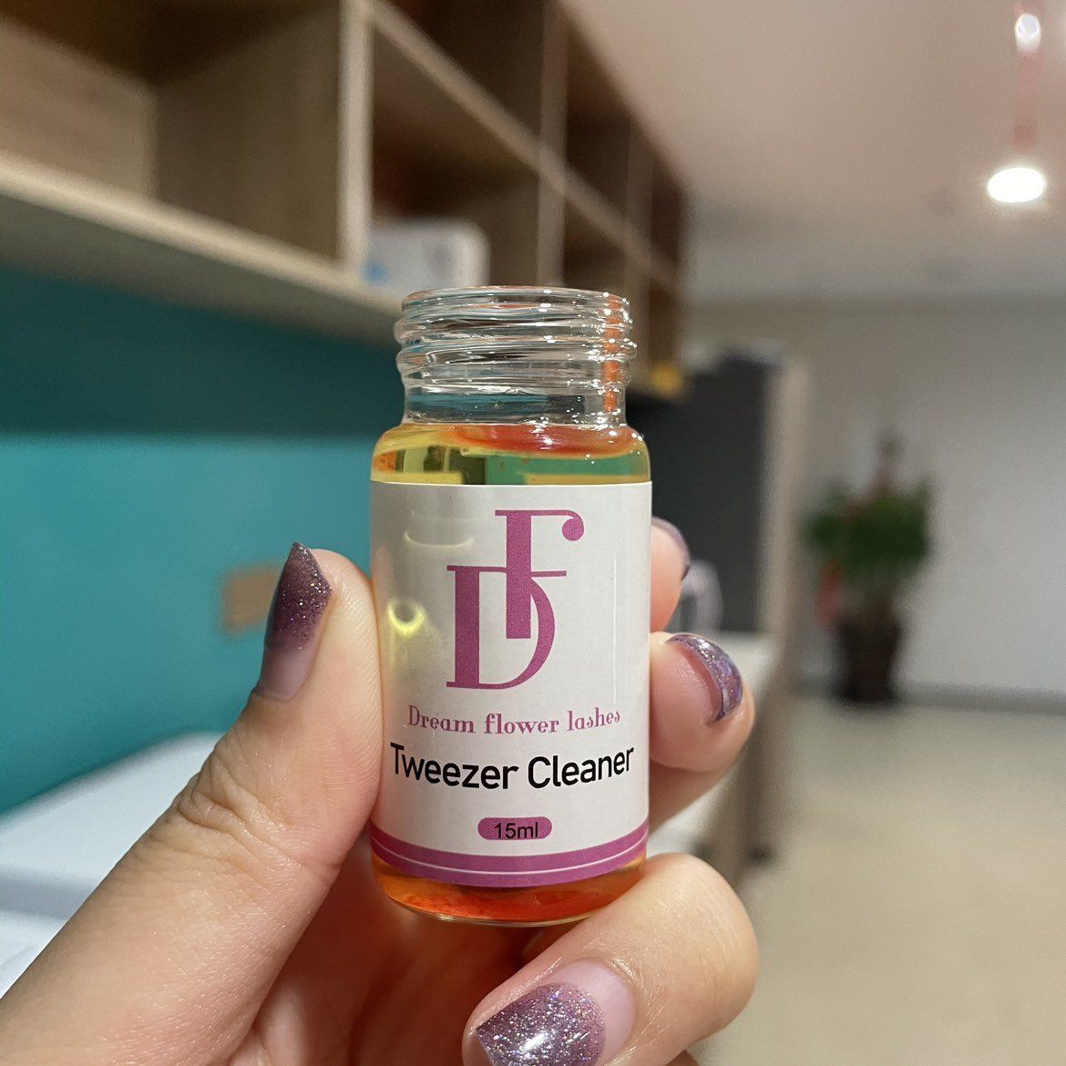 Customer photo review of Lash Tweezers Cleaner