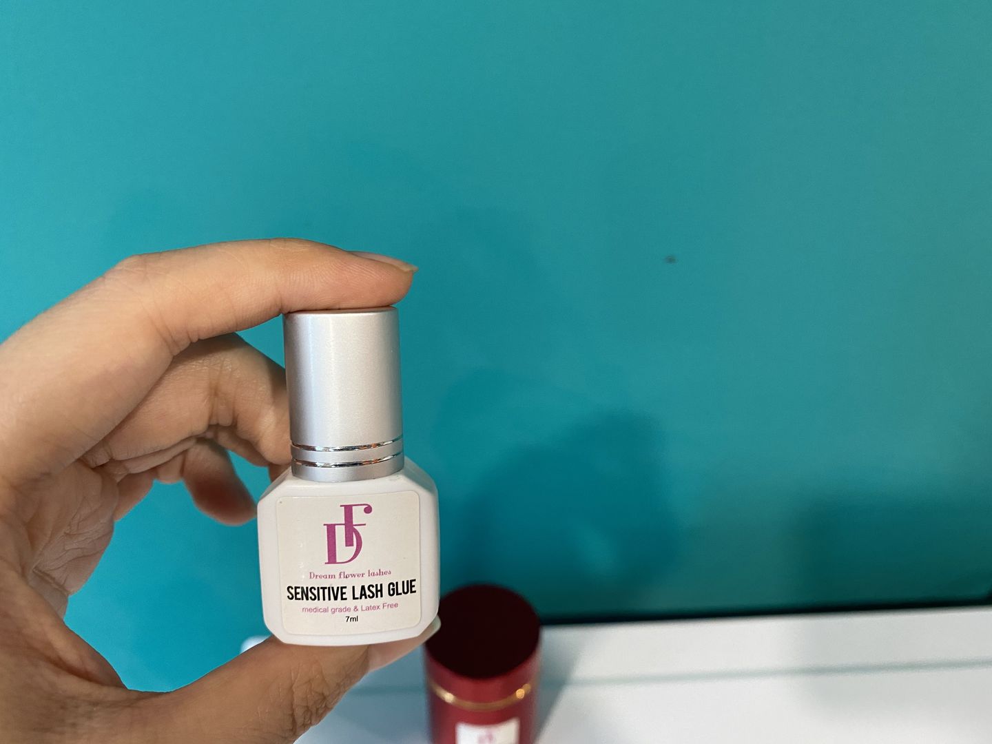 Customer photo review of Japan Low Irritation Lash Glue for Eyelash Extension