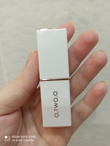 Customer photo review of O.TWO.O TINTED LIP BALM