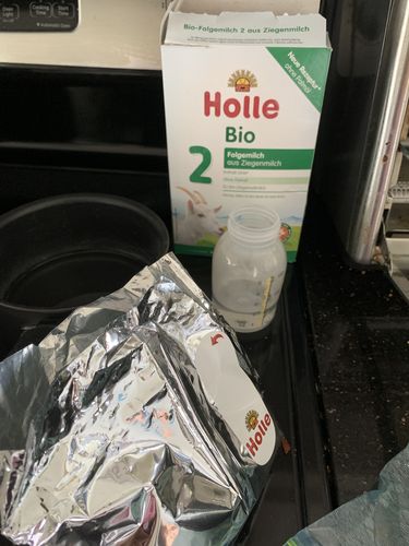 Customer photo review of Holle Goat Stage 2 Organic (Bio) Follow-on Infant Milk Formula (400g), 1 Box