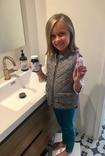 Customer photo review of SUPER TEETH Dental Probiotic 60 Count